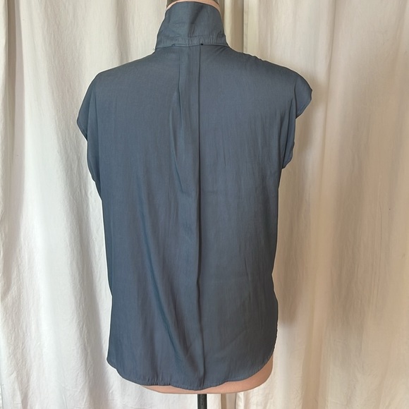 Tahari Steel Blue Sleeveless Blouse NWT - Picture 4 of 10